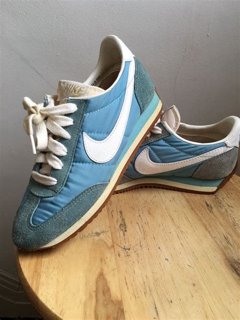 vintage nike sneakers men